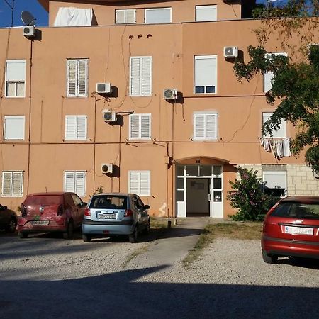 Apartment Lily Zadar Buitenkant foto